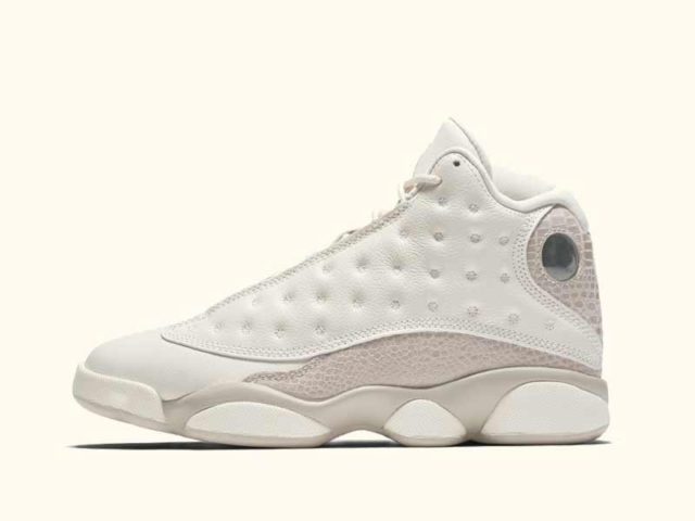 OUT NOW: Women’s Air Jordan 13 Retro ‘Moon Particle’