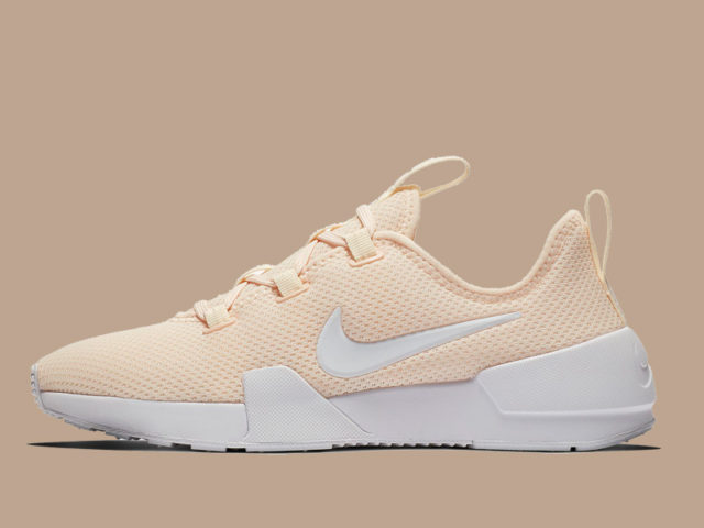 Nike releases a new Ashin Run Modern for Women